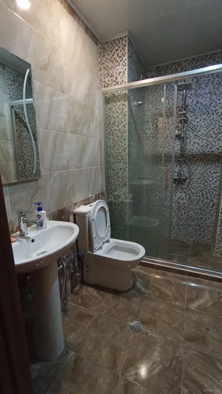 Satılır 3 otaqlı mənzil 74 m²