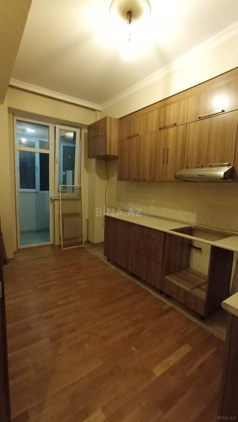 Satılır 3 otaqlı mənzil 74 m²