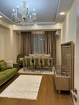 Kirayə verilir 2 otaqlı mənzil 100 m²