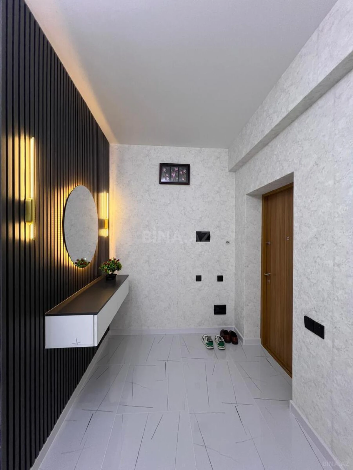 Satılır 2 otaqlı mənzil 62 m²