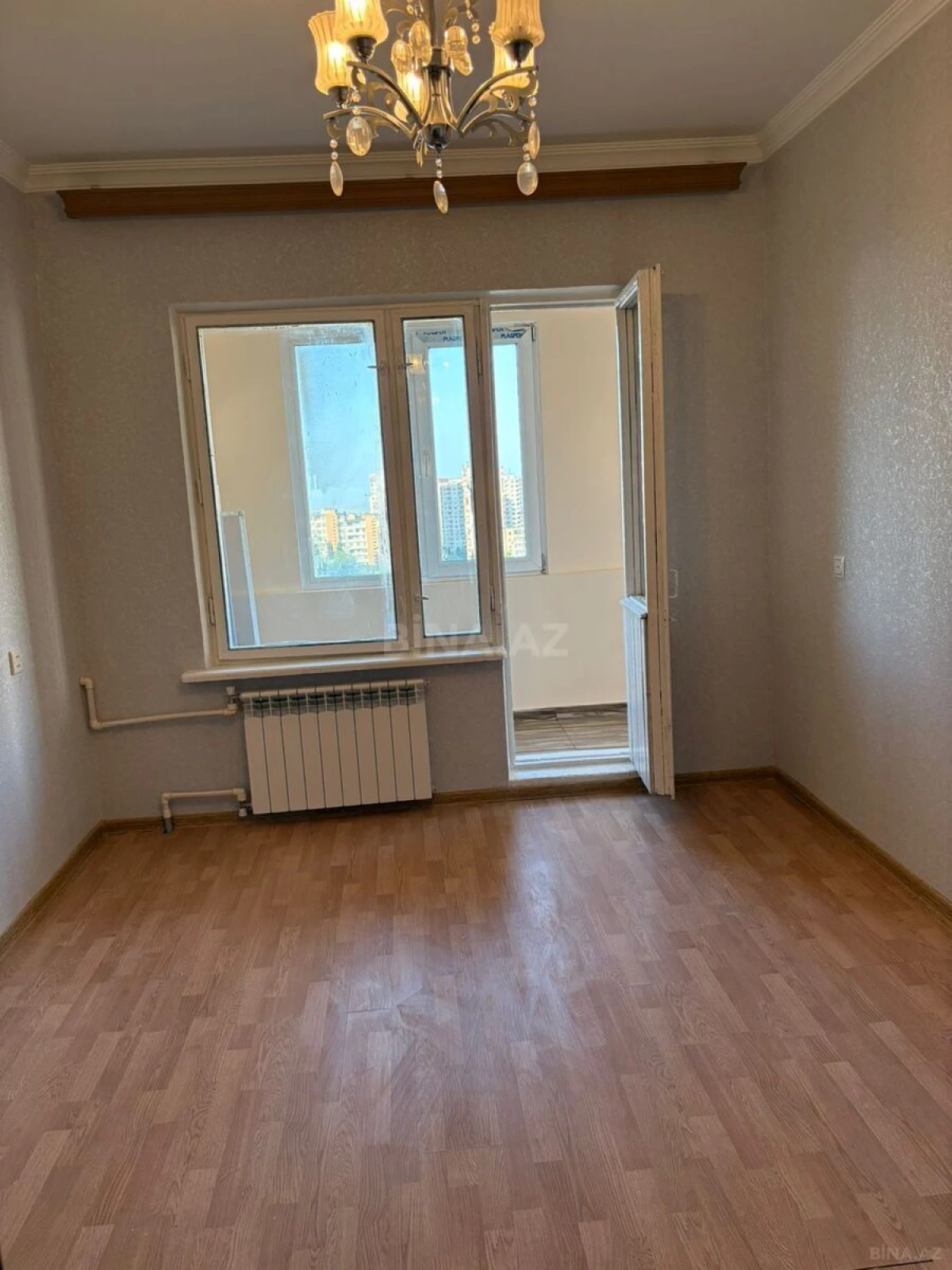 Satılır 2 otaqlı mənzil 65 m²