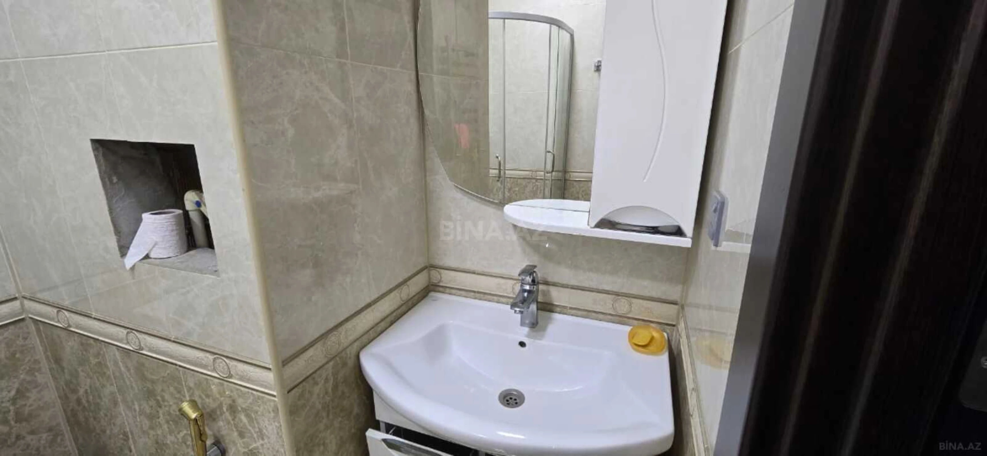 Satılır 3 otaqlı ofis 105 m²