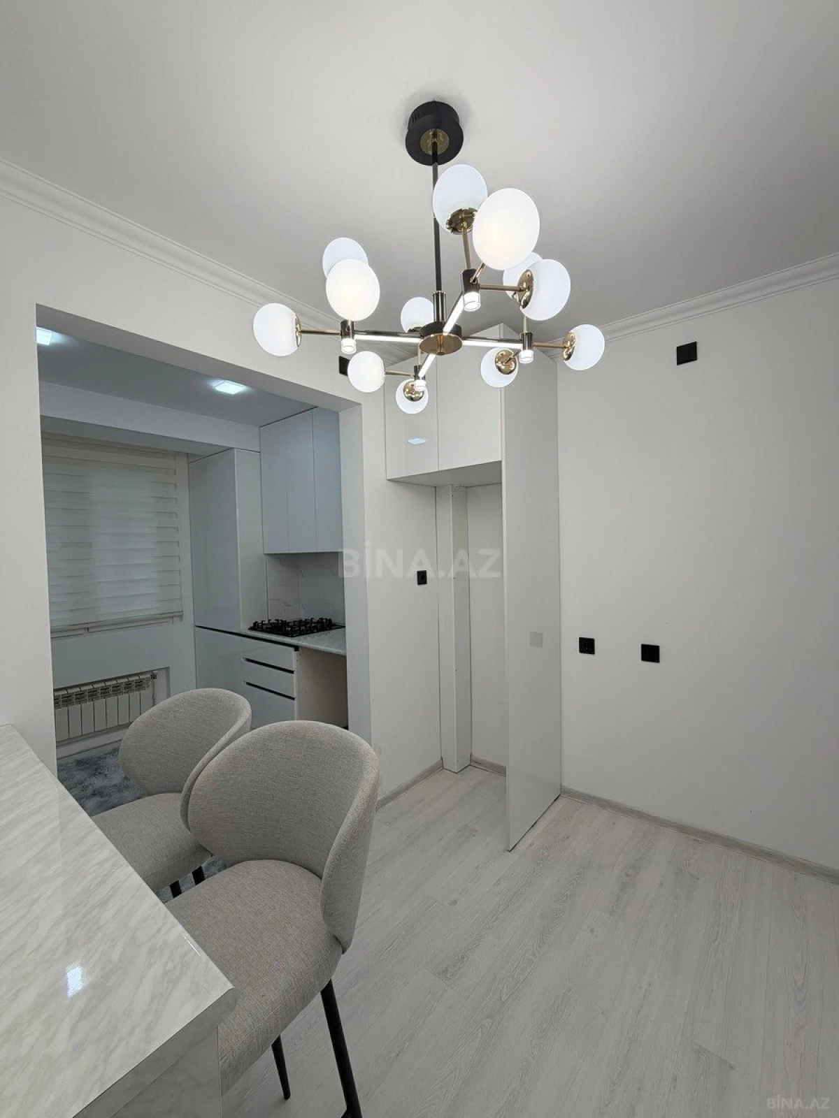 Satılır 2 otaqlı mənzil 65 m²