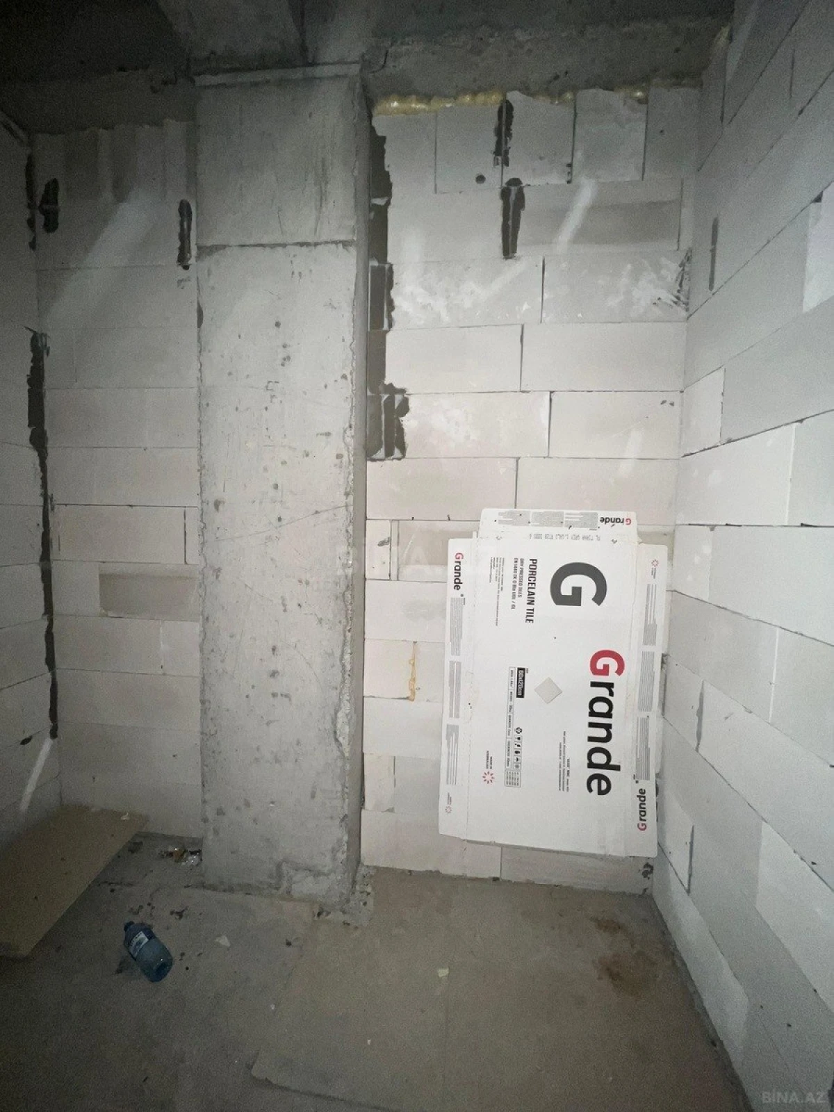 Satılır 4 otaqlı mənzil 136 m²