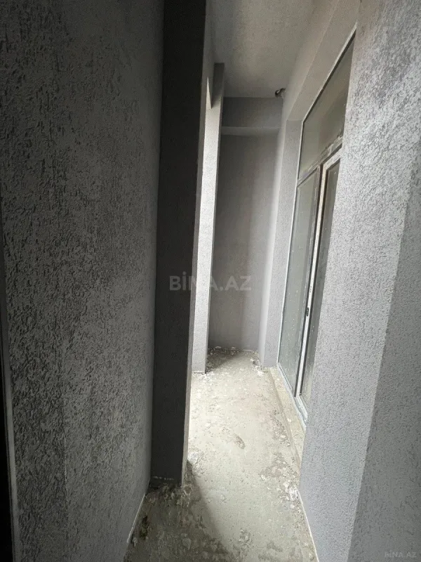 Satılır 4 otaqlı mənzil 136 m²