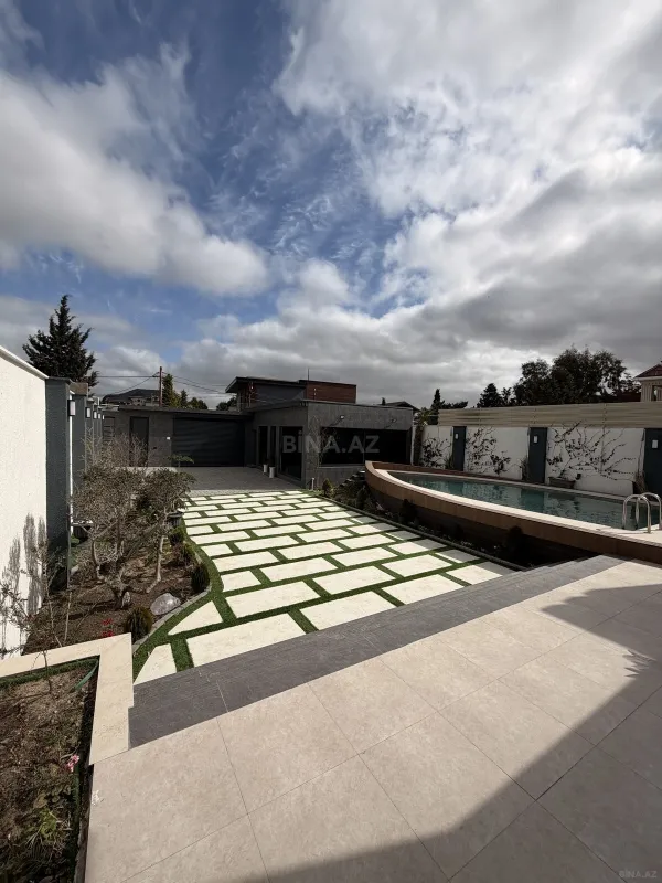 Satılır 4 otaqlı həyət evi 260 m²