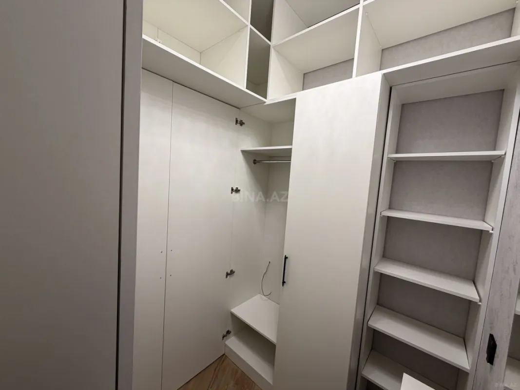 Satılır 4 otaqlı həyət evi 260 m²