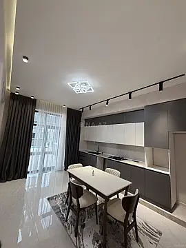 Satılır 4 otaqlı həyət evi 260 m²