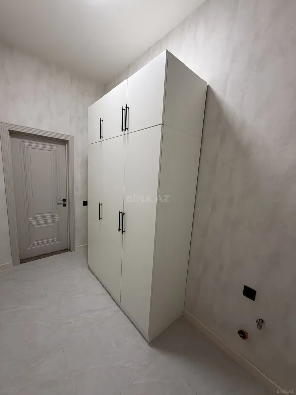 Satılır 4 otaqlı həyət evi 260 m²