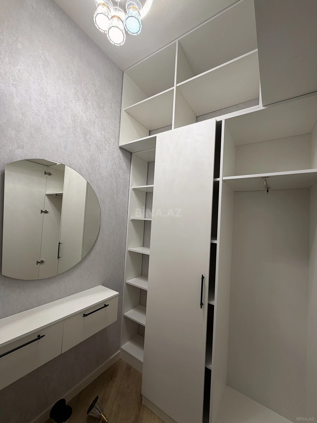 Satılır 4 otaqlı həyət evi 260 m²