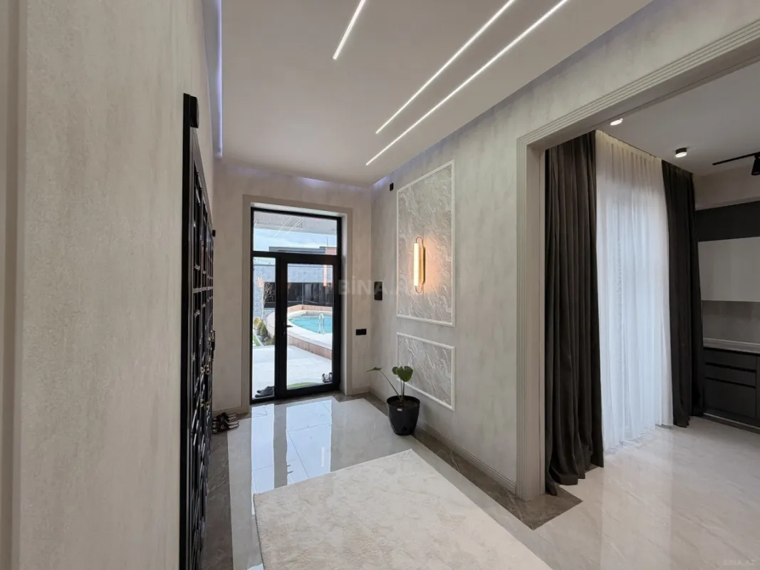 Satılır 4 otaqlı həyət evi 260 m²