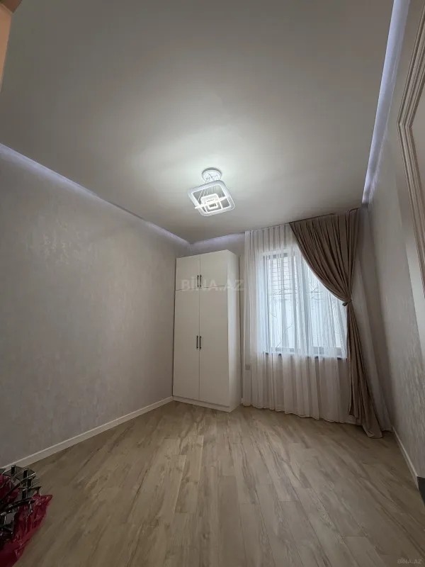 Satılır 4 otaqlı həyət evi 260 m²