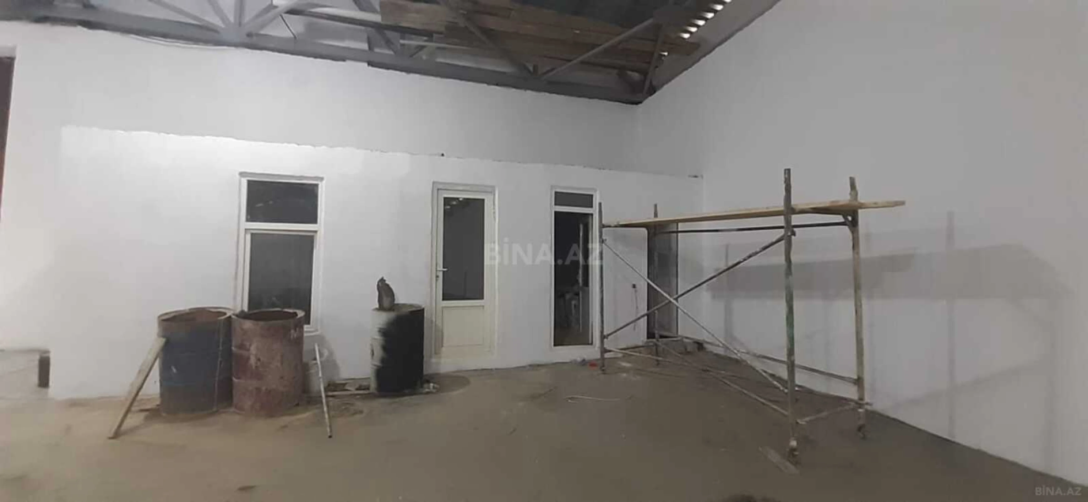 Kirayə verilir obyekt 750 m²