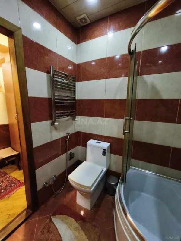 Satılır 2 otaqlı mənzil 70 m²