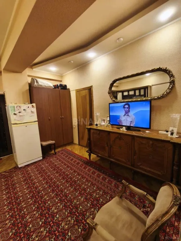 Satılır 2 otaqlı mənzil 70 m²