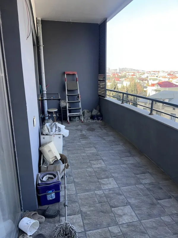 Satılır 2 otaqlı mənzil 68 m²