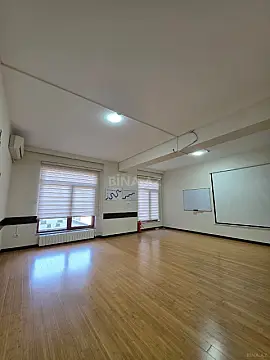 Kirayə verilir obyekt 145 m²