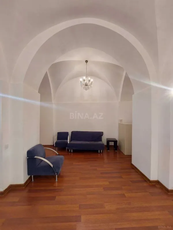 Kirayə verilir 2 otaqlı mənzil 55 m²