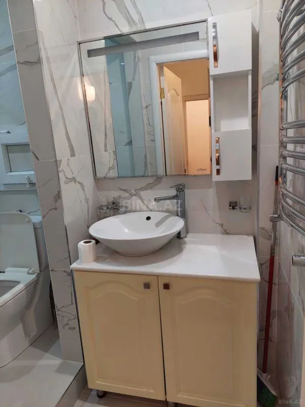 Kirayə verilir 2 otaqlı mənzil 55 m²