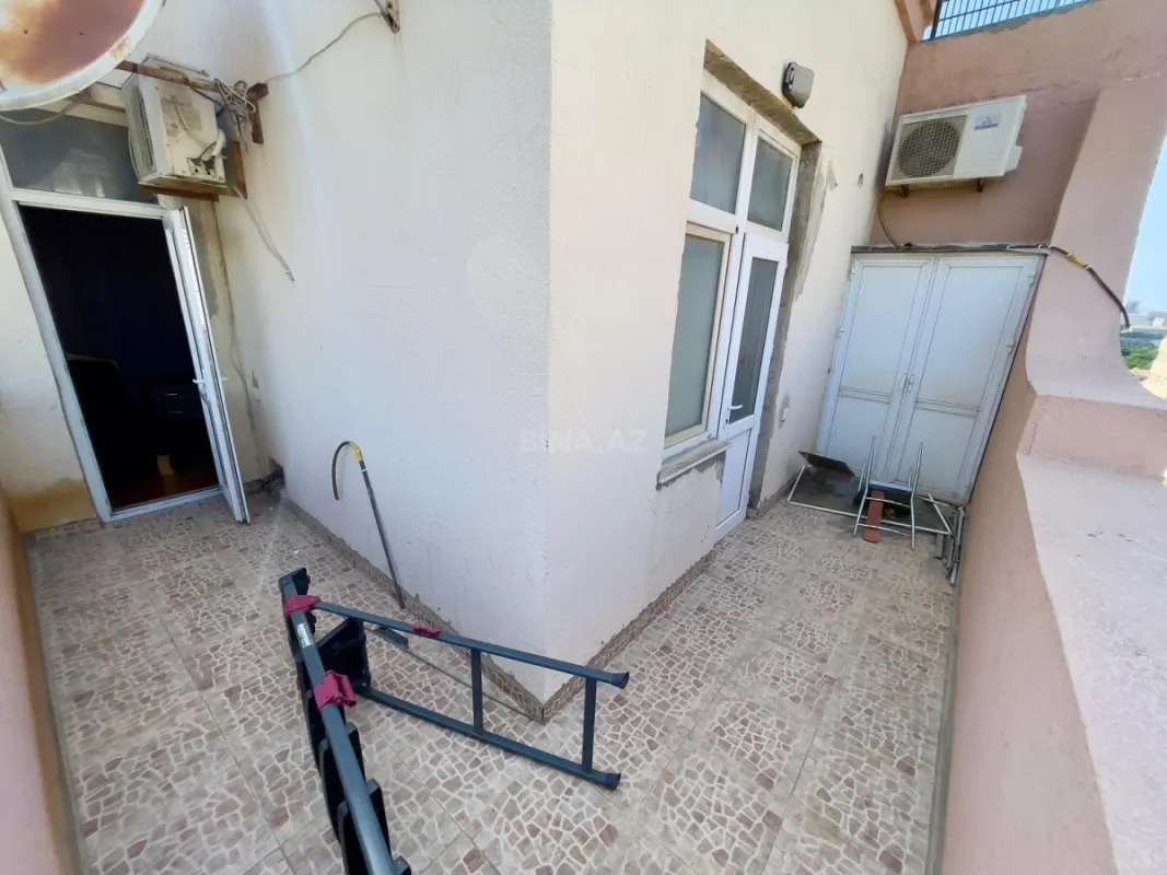 Kirayə verilir 3 otaqlı mənzil 185 m²