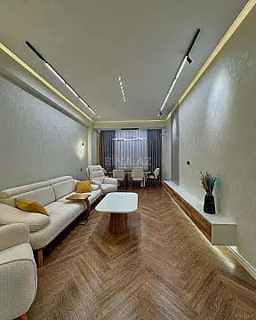 Kirayə verilir 2 otaqlı mənzil 100 m²