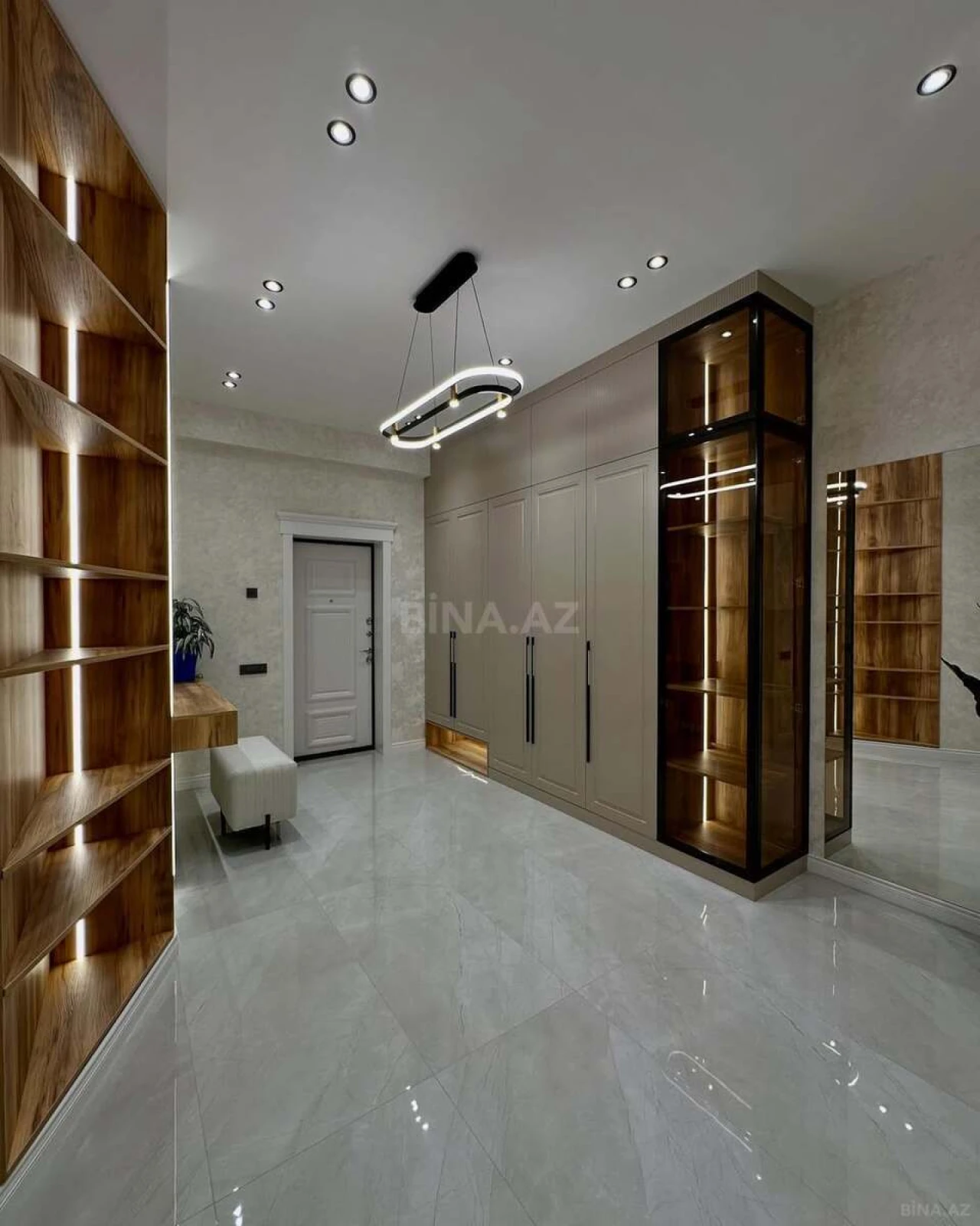 Kirayə verilir 2 otaqlı mənzil 100 m²