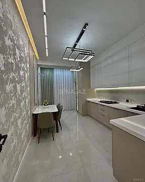 Kirayə verilir 2 otaqlı mənzil 100 m²