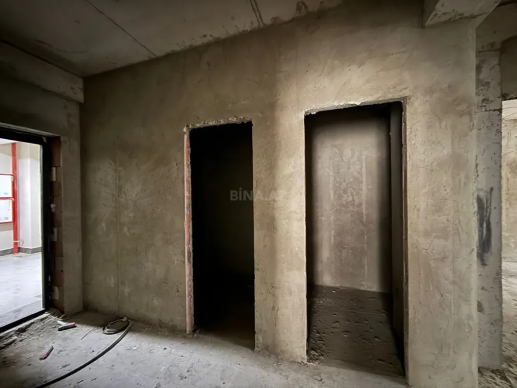 Satılır 4 otaqlı mənzil 149.1 m²