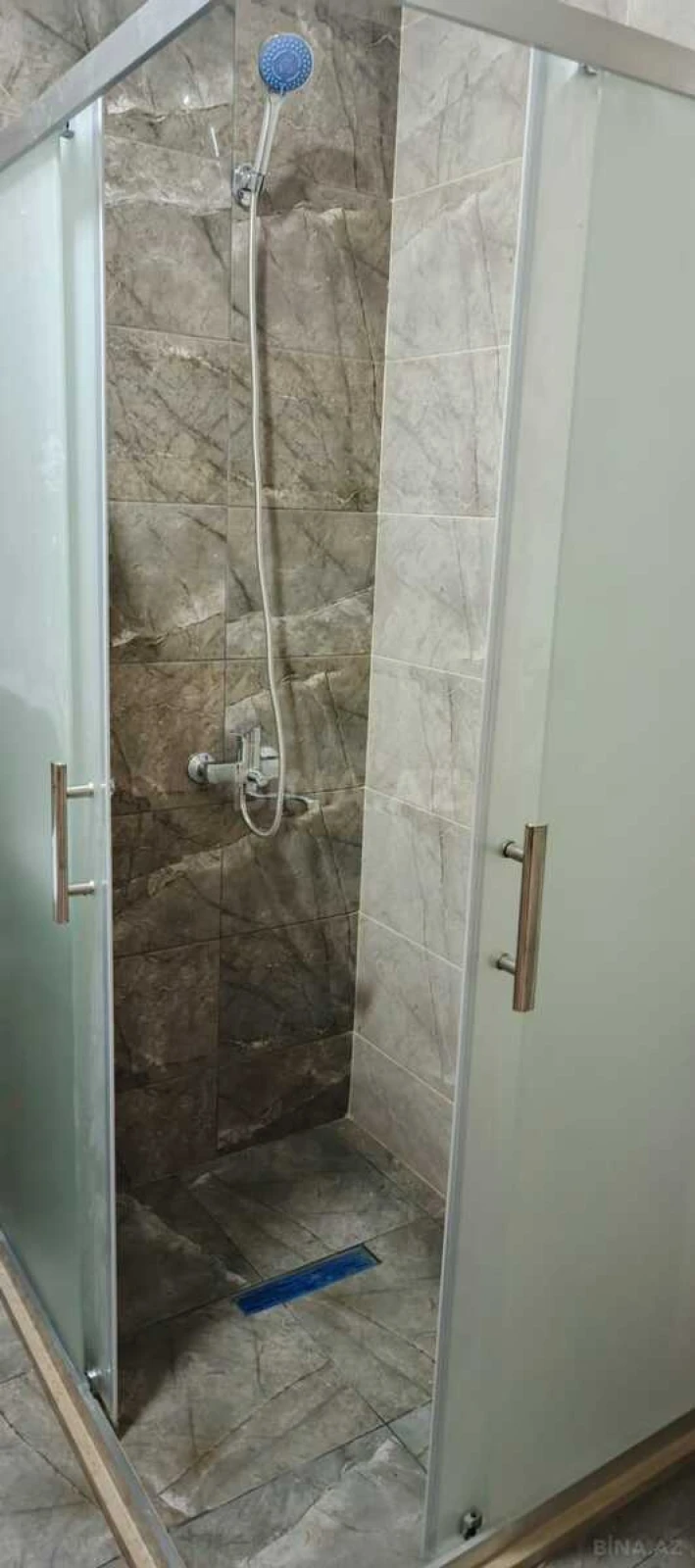 Satılır 2 otaqlı mənzil 80 m²