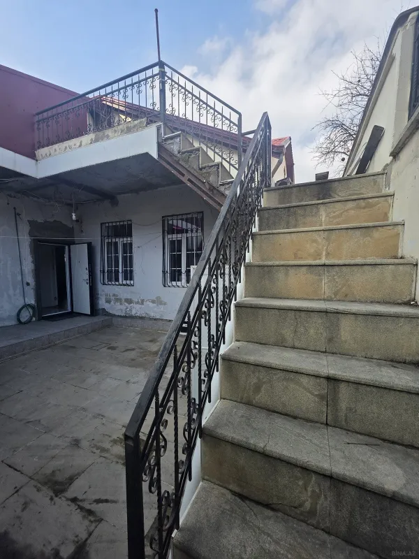 Satılır 3 otaqlı həyət evi 80 m²