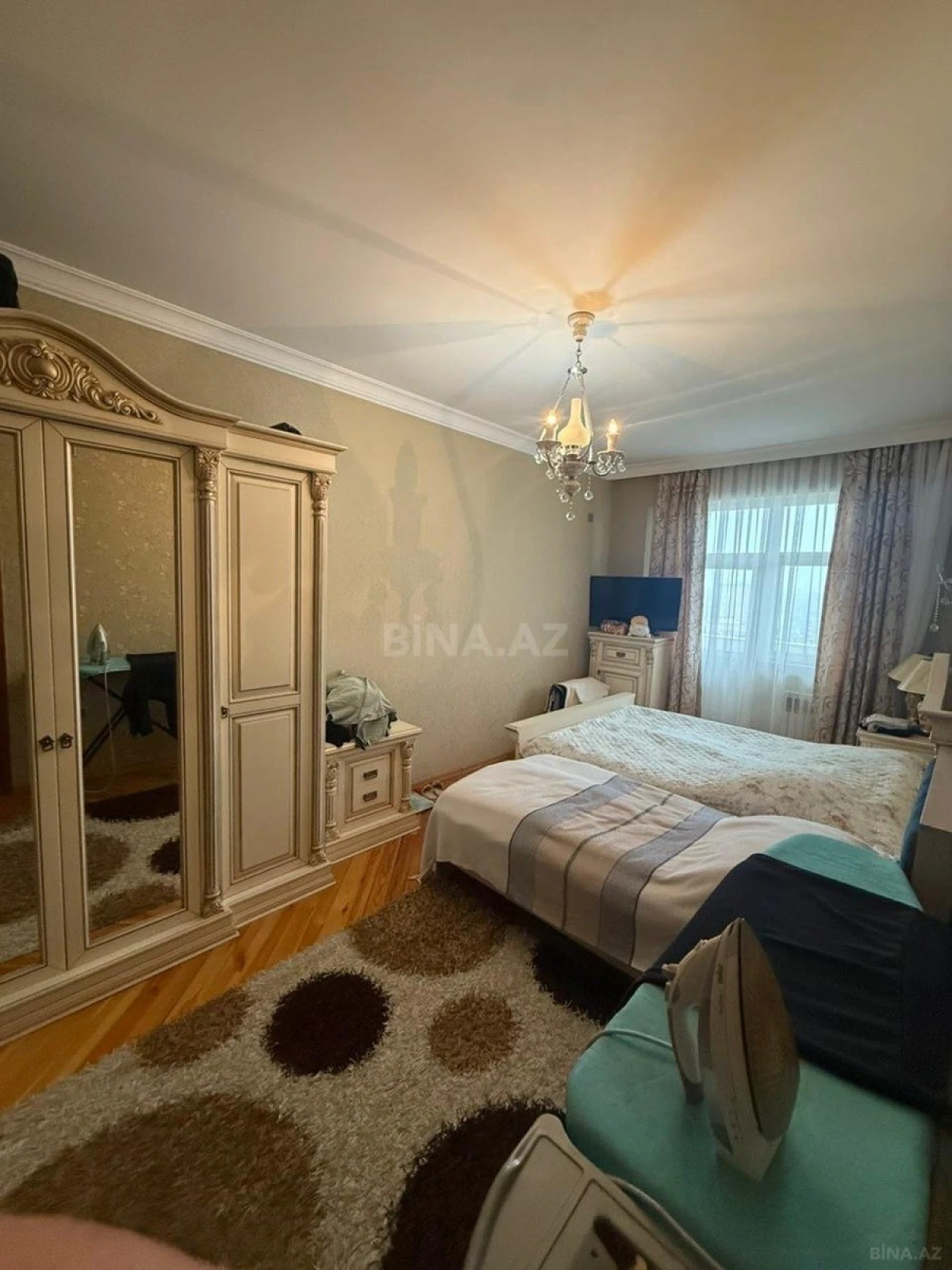 Satılır 2 otaqlı mənzil 88 m²