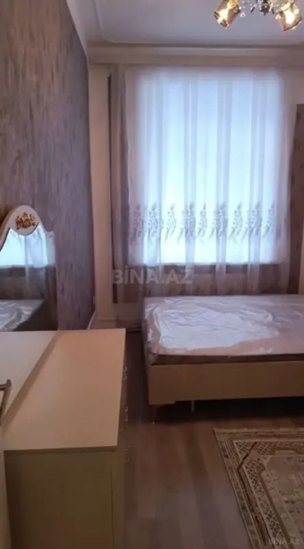 Kirayə verilir 2 otaqlı mənzil 60 m²