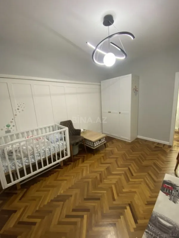 Satılır 3 otaqlı mənzil 90 m²