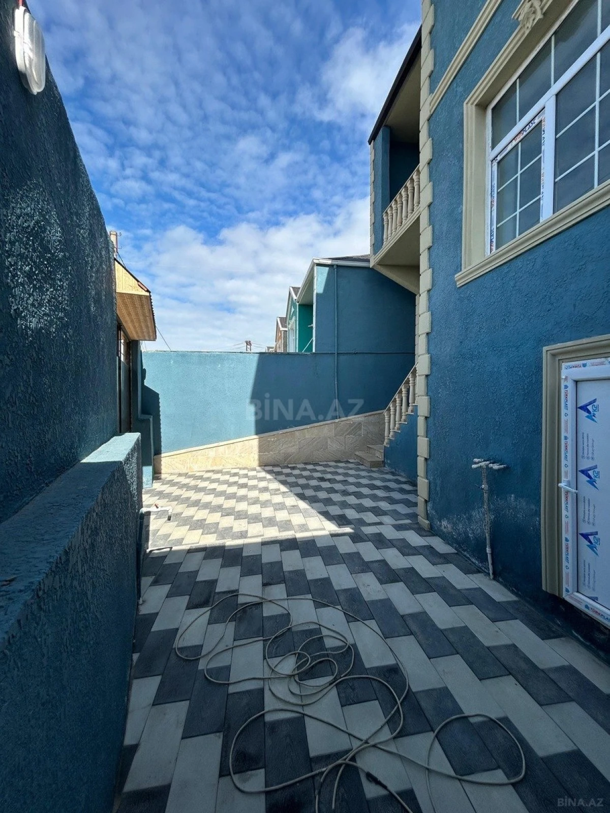 Satılır 4 otaqlı həyət evi 160 m²