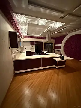 Satılır 4 otaqlı mənzil 316 m²