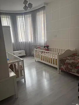 Satılır 3 otaqlı mənzil 98 m²