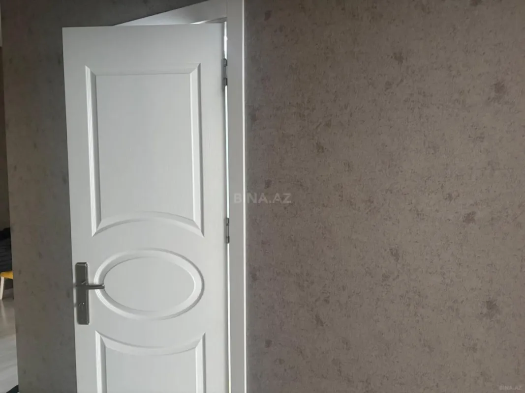 Satılır 3 otaqlı mənzil 98 m²