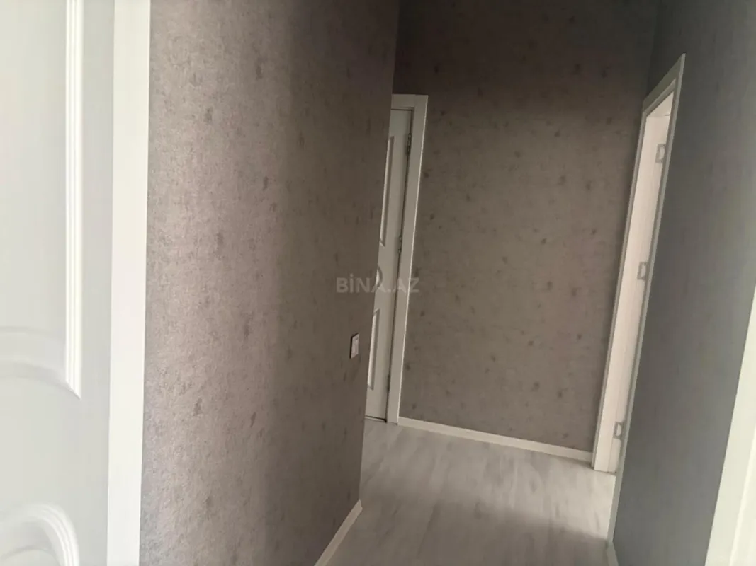 Satılır 3 otaqlı mənzil 98 m²