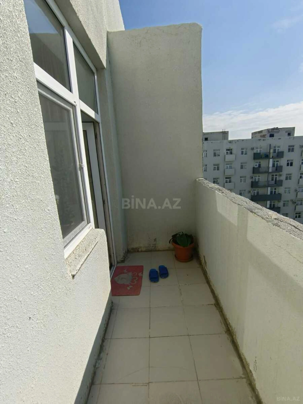 Satılır 2 otaqlı mənzil 62 m²
