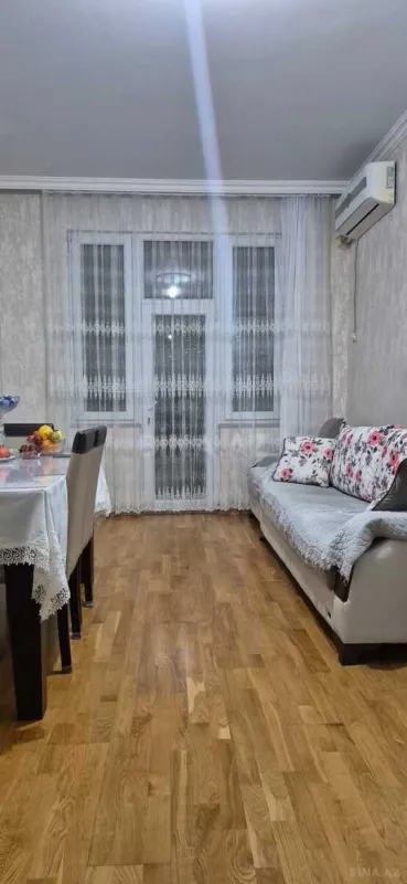 Satılır 3 otaqlı mənzil 72 m²