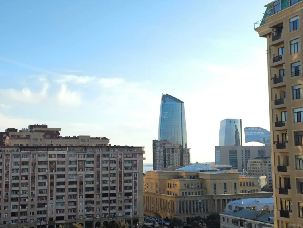 Kirayə verilir 2 otaqlı mənzil 80 m²