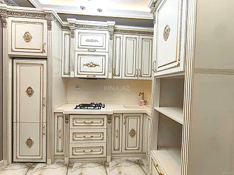 Kirayə verilir 2 otaqlı mənzil 80 m²