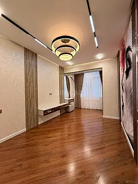 Satılır 2 otaqlı mənzil 84 m² — Bakı, Həzi Aslanov qəs. 2 otaq 84.00 m²