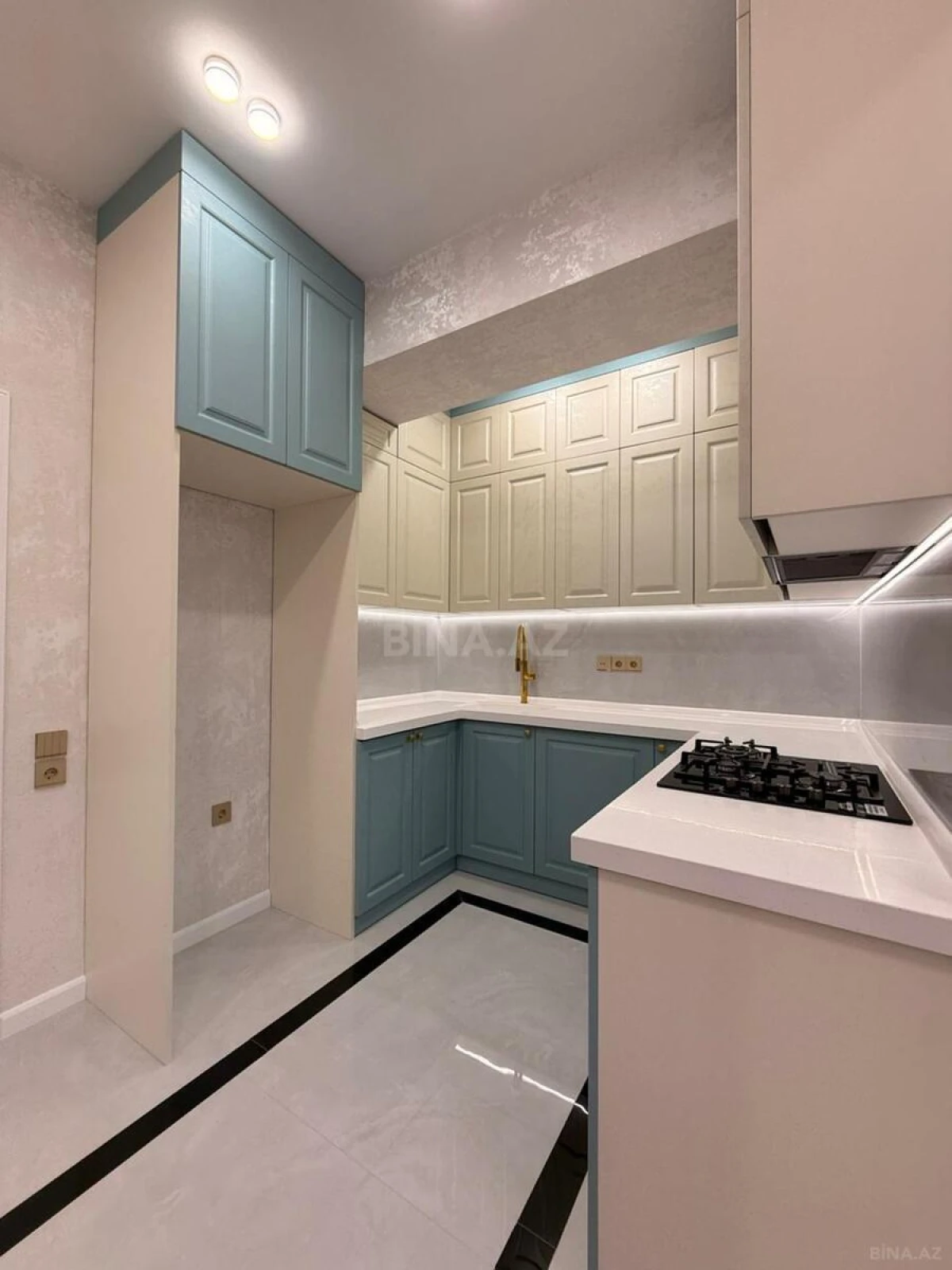 Satılır 2 otaqlı mənzil 84 m²