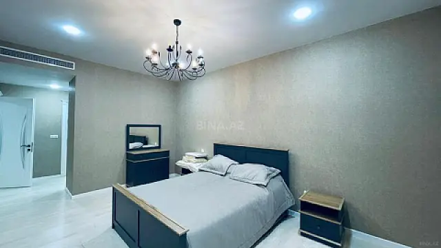 Kirayə verilir 3 otaqlı mənzil 180 m²