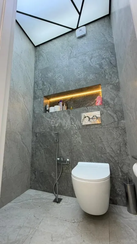 Satılır 3 otaqlı mənzil 100 m²