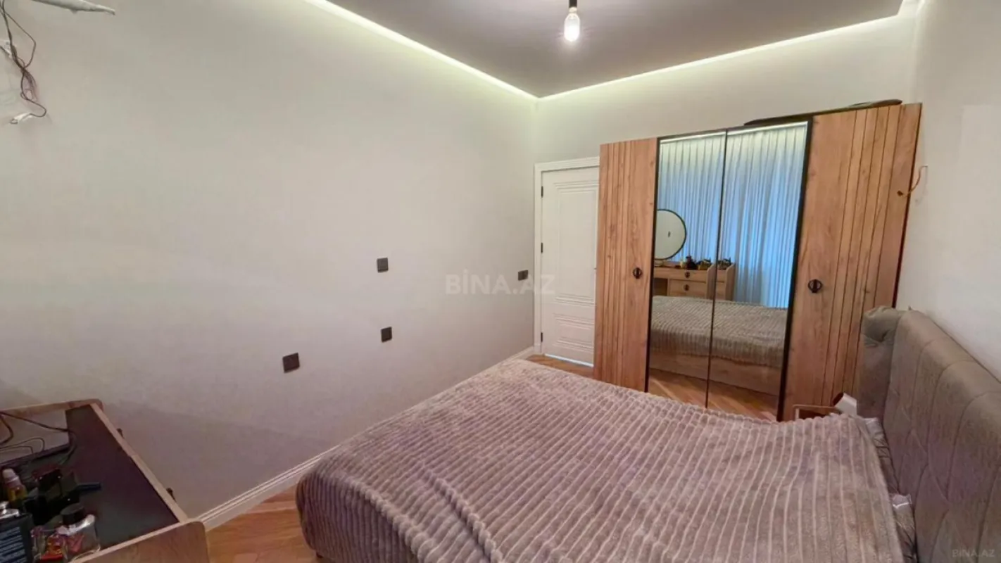 Satılır 3 otaqlı mənzil 100 m²