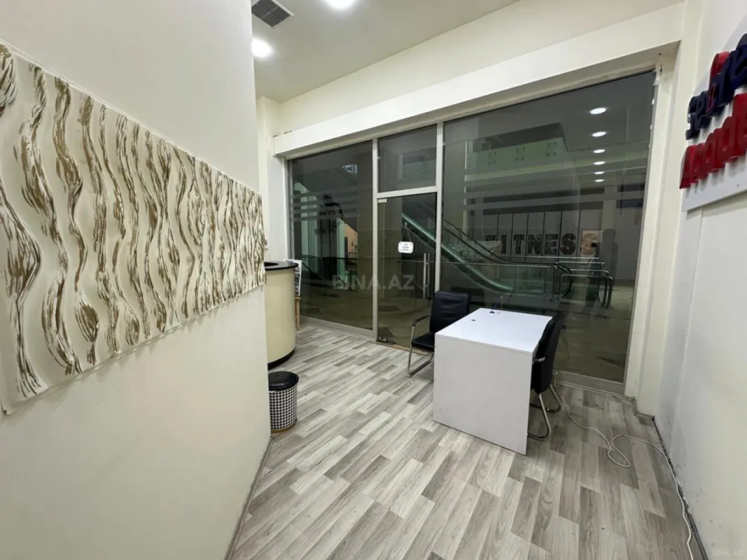 Kirayə verilir 4 otaqlı ofis 85 m²