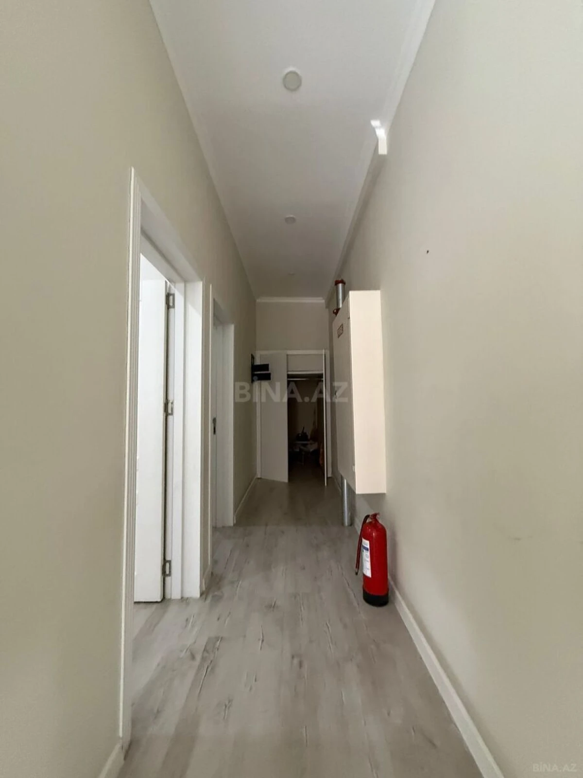 Kirayə verilir obyekt 260 m²