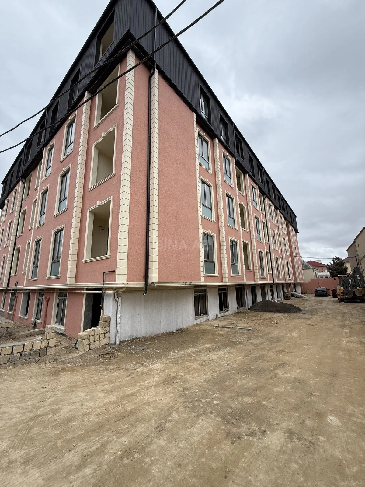 Satılır 2 otaqlı mənzil 60 m²